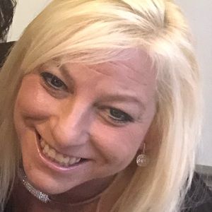 Meet your Posher, Valerie